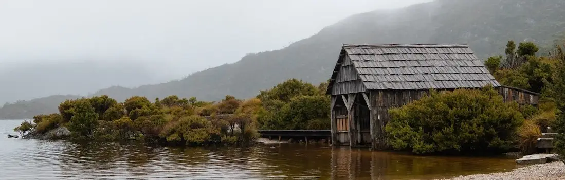 Hiking Cradle Mountain, Tasmania