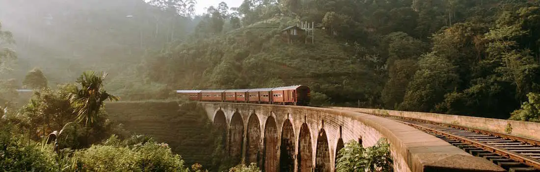 Nine Arches Bridge Sri Lanka